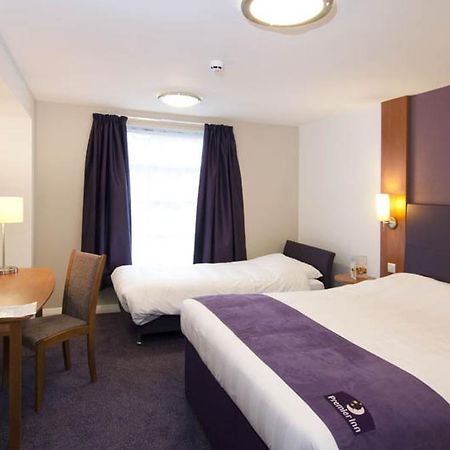 Premier Inn Stratford- Upon- Avon Central Extérieur photo