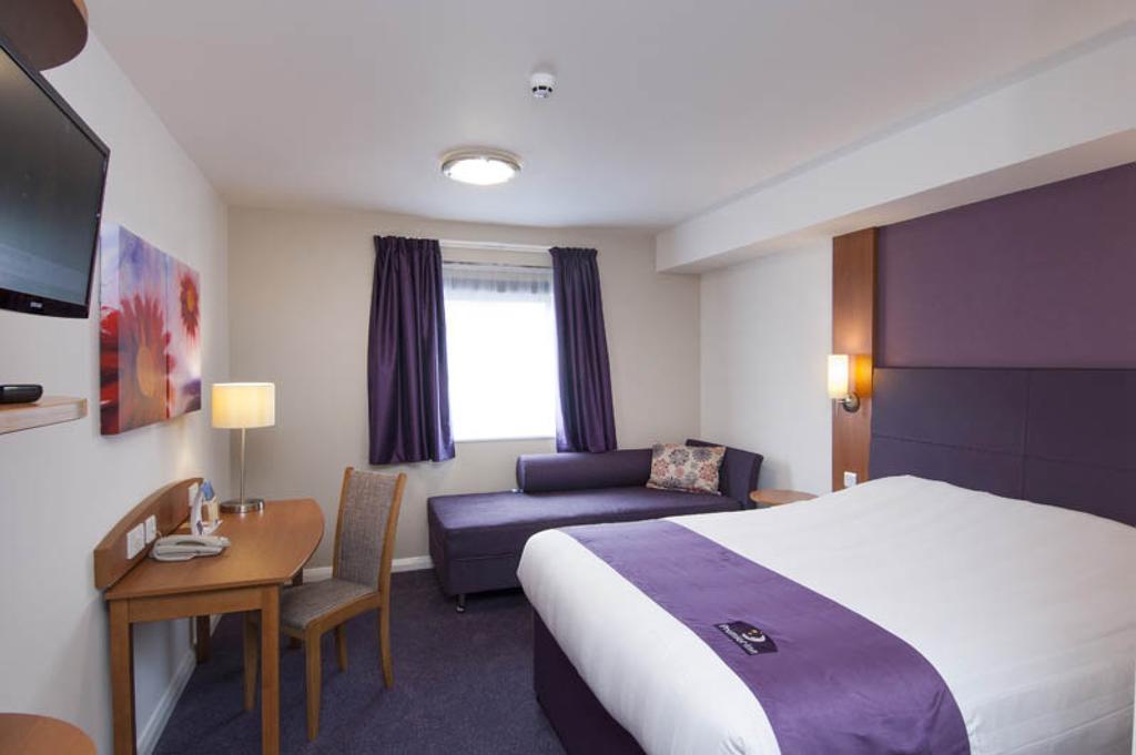 Premier Inn Stratford- Upon- Avon Central Extérieur photo