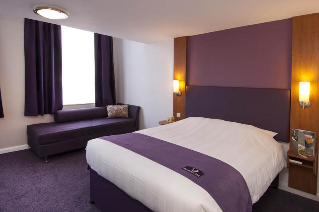 Premier Inn Stratford- Upon- Avon Central Extérieur photo