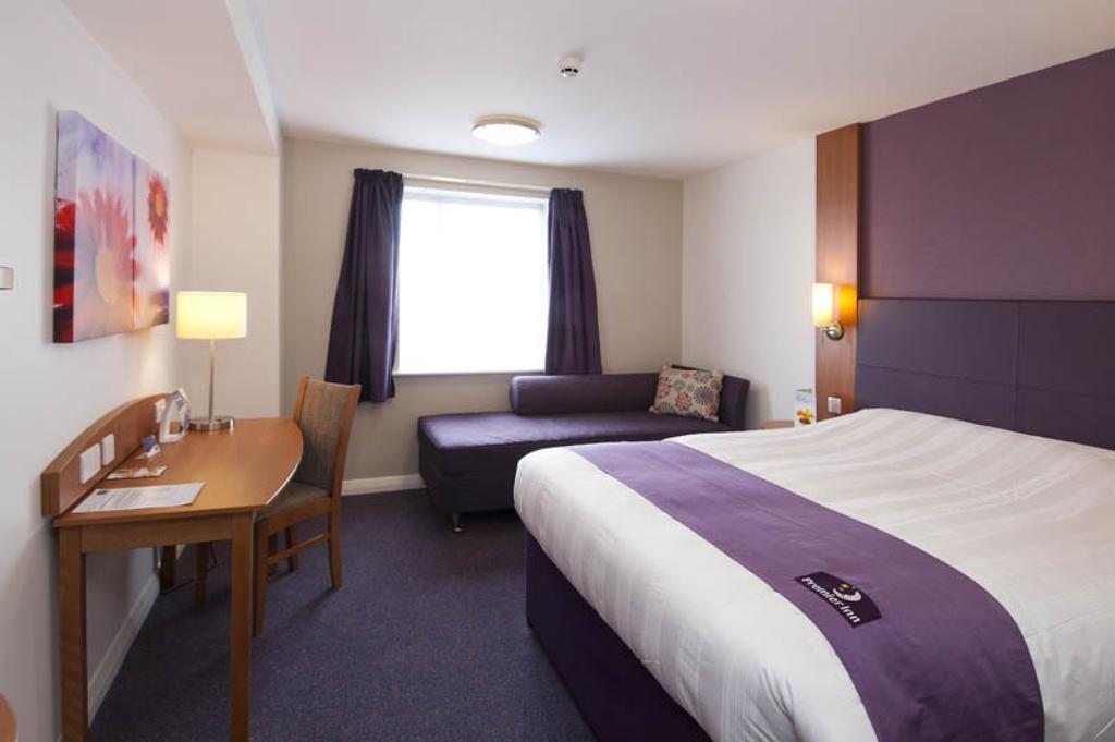 Premier Inn Stratford- Upon- Avon Central Extérieur photo
