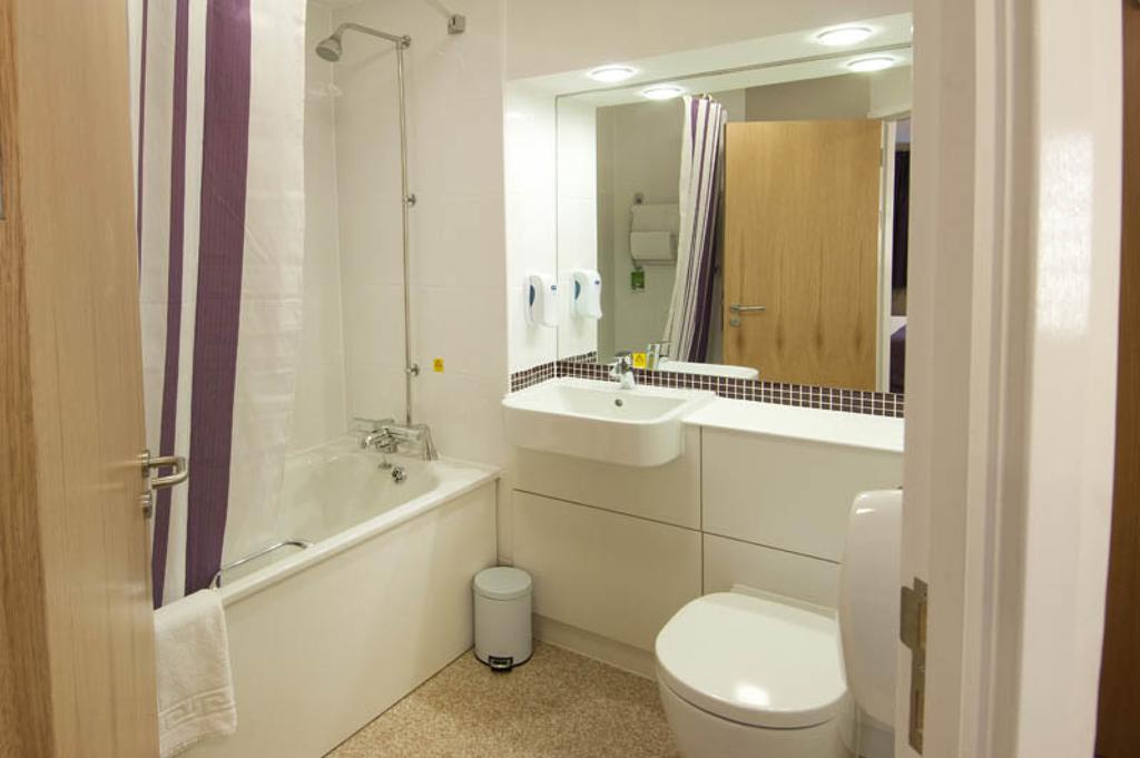 Premier Inn Stratford- Upon- Avon Central Extérieur photo