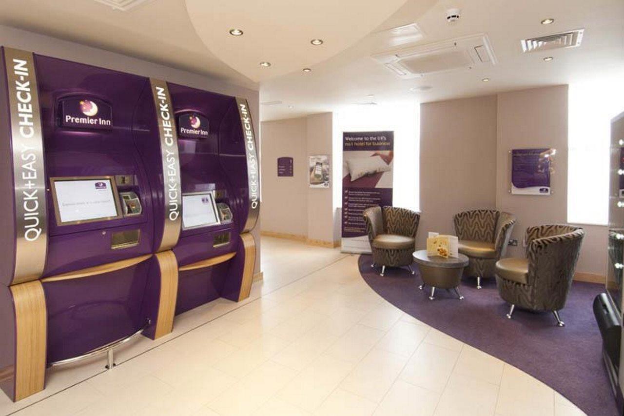 Premier Inn Stratford- Upon- Avon Central Extérieur photo