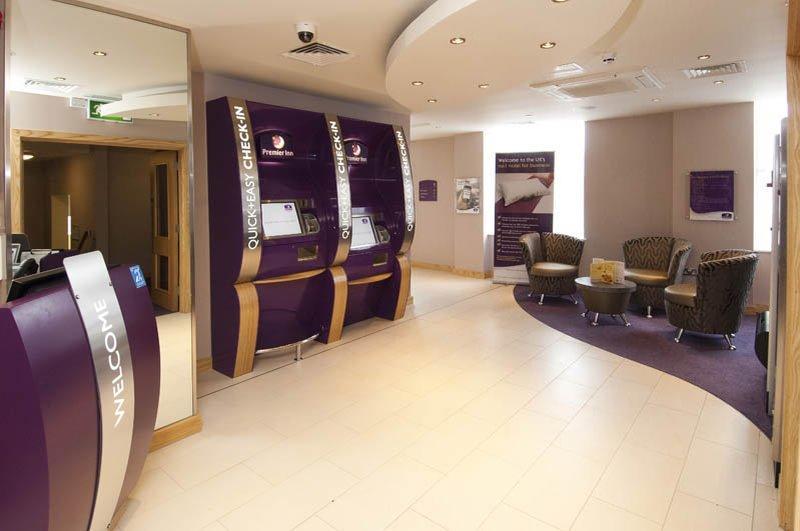 Premier Inn Stratford- Upon- Avon Central Extérieur photo